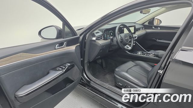 Kia K5 Noblesse — photo 1 of 20