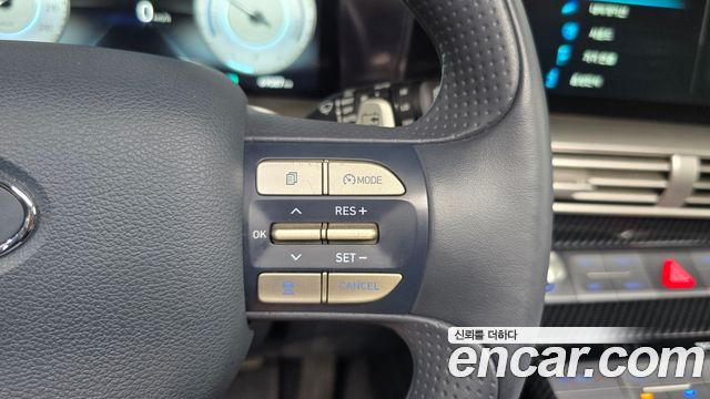 Hyundai Nexo Premium — photo 1 of 34