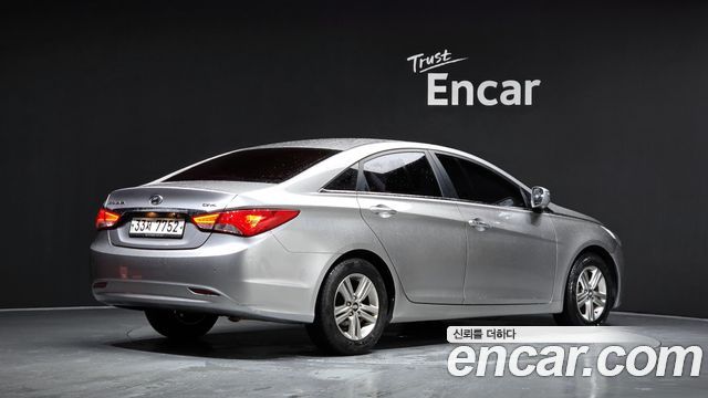 2013 Hyundai Sonata CVVL Smart, photograph 8