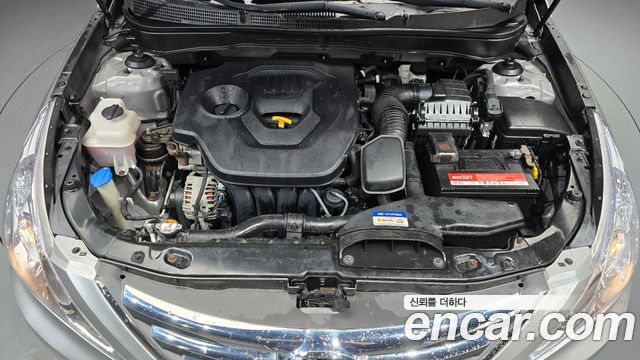 2013 Hyundai Sonata CVVL Smart, photograph 4