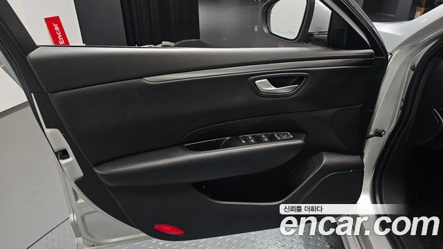 Renault-KoreaSamsung SM6 2.0 GDe PE — photo 1 of 31