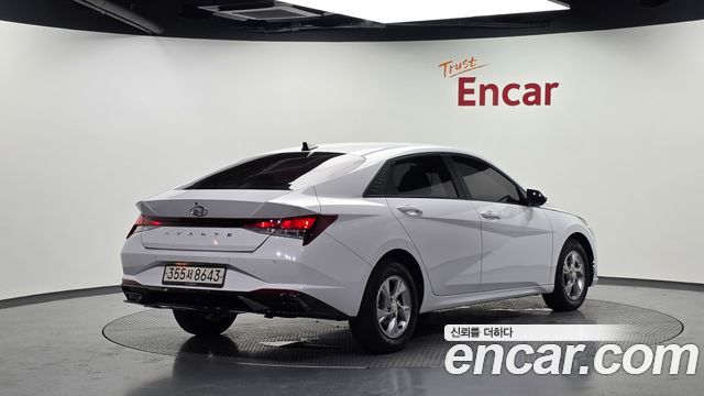 2021 Hyundai AVANTE 1.6, photograph 2