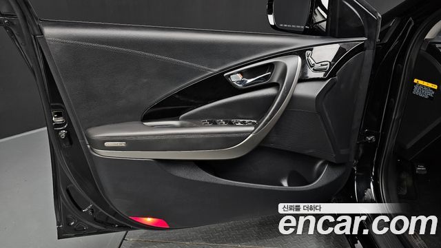 Hyundai Grandeur HG240 Luxury — photo 1 of 33