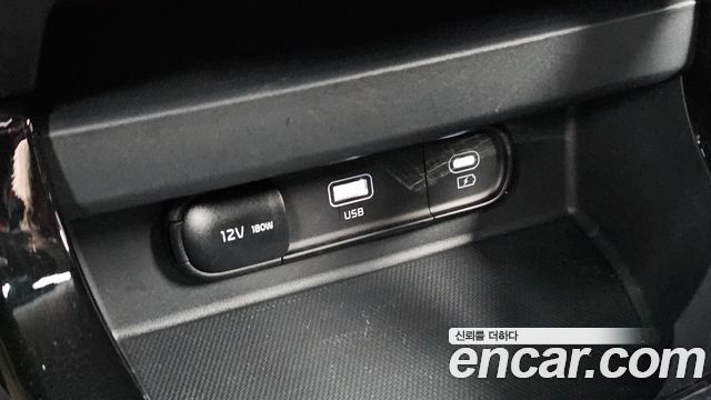 Kia Seltos Gasoline 1.6 Turbo 2WD — photo 1 of 30