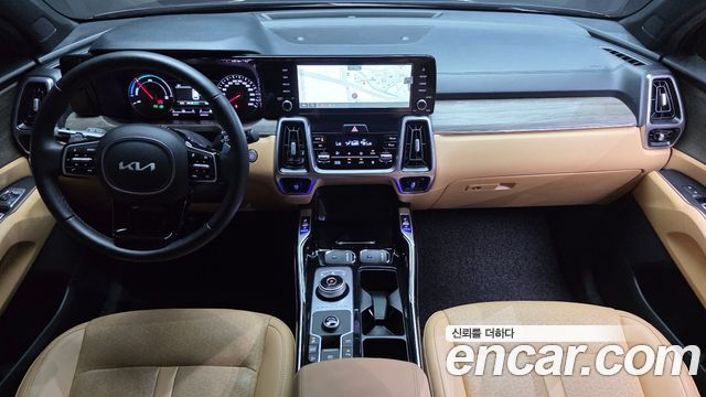 Kia Sorento HEV 1.6 2WD — photo 1 of 20