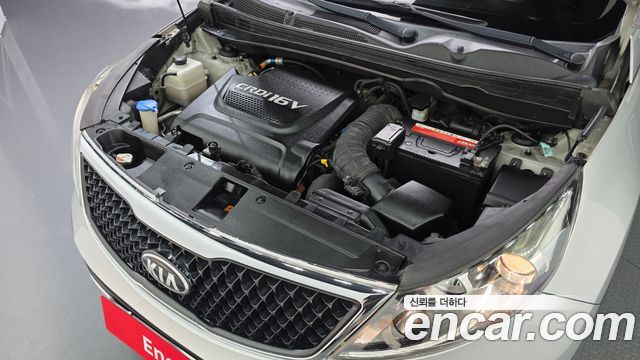 2014 Kia Sportage Diesel 4WD Trendy, photograph 4