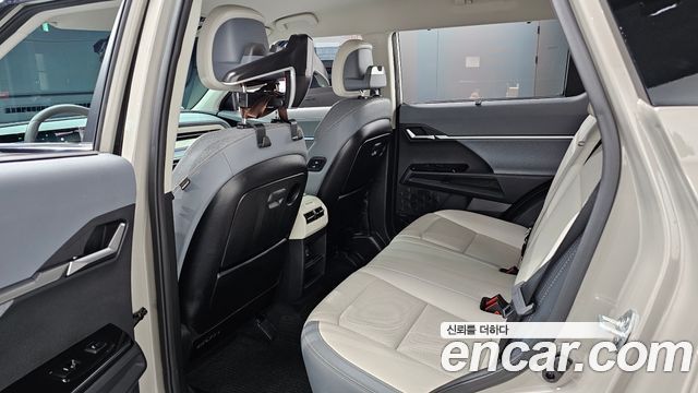 2023 KG_Mobility_Ssangyong Torres E7, photograph 12