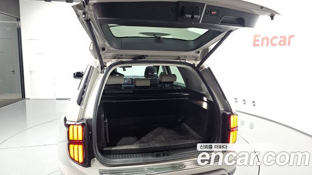 2023 KG_Mobility_Ssangyong Torres E7, photograph 4