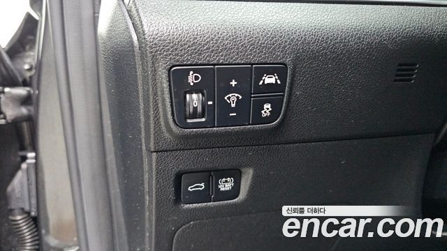 Kia K5 Noblesse — photo 1 of 31