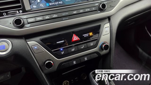 Hyundai AVANTE 1.6 GDI Value Plus — photo 1 of 30