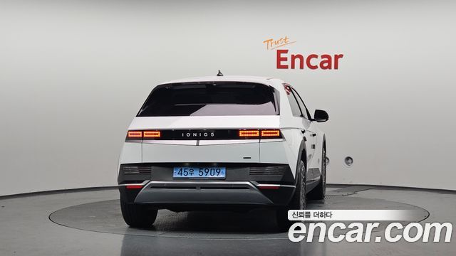 Hyundai Ioniq5 Long range — photo 1 of 31