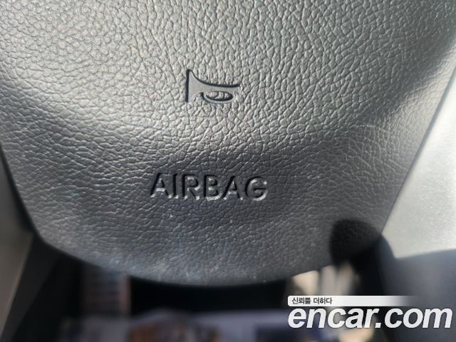 Hyundai AVANTE M16 GDI Luxury — photo 1 of 20