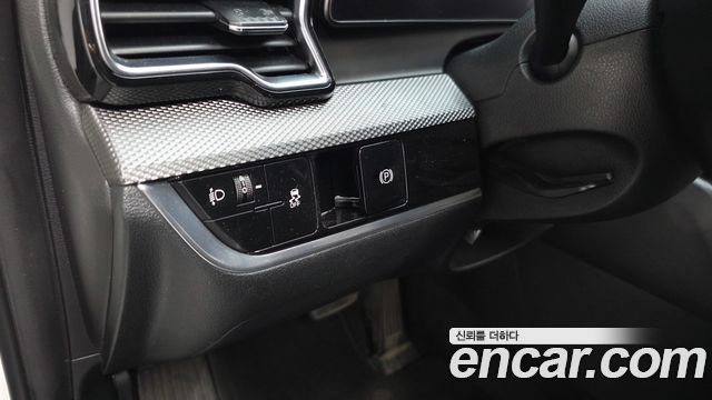 Kia Sportage Diesel 2.0 2WD — photo 1 of 31