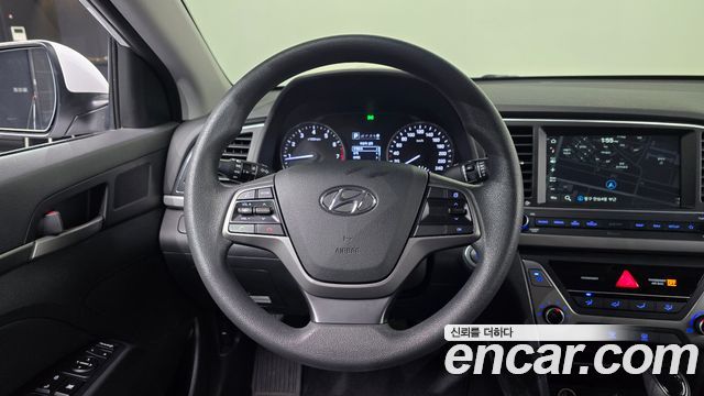 Hyundai AVANTE 1.6 GDI Value Plus — photo 1 of 30