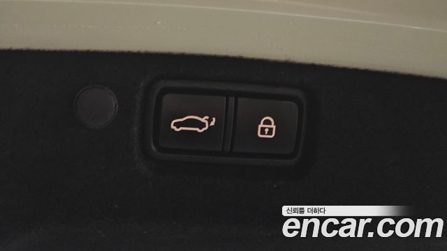 Kia K7 2.5 GDI Noblesse — photo 1 of 36