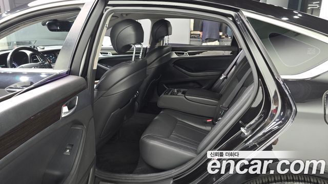 Genesis G80 3.3 GDI — photo 1 of 20