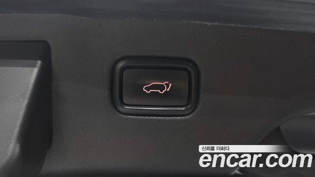 Kia Sorento Diesel 2.0 2WD — photo 1 of 33