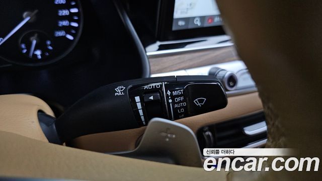 Kia K9 3.8 GDI AWD — photo 1 of 33