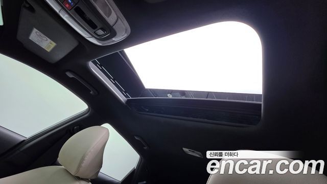 Hyundai Kona Inspiration — photo 1 of 34