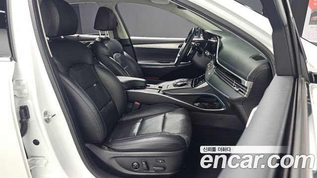 Hyundai Grandeur 2.5 — photo 1 of 30