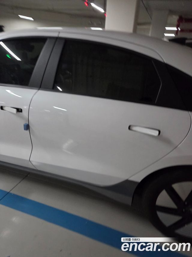 Hyundai Ioniq6 Long Range — photo 1 of 13