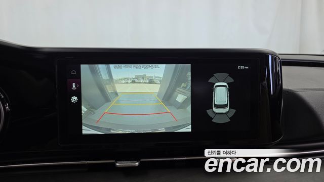 2021 Kia Canival Diesel 9-Seater Prestige, photograph 2