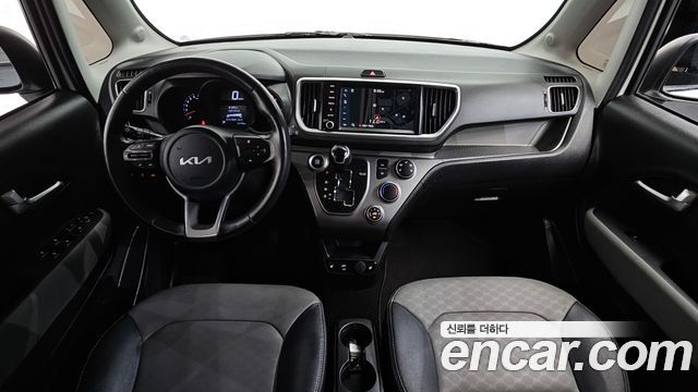 Kia RAY Prestige — photo 1 of 33