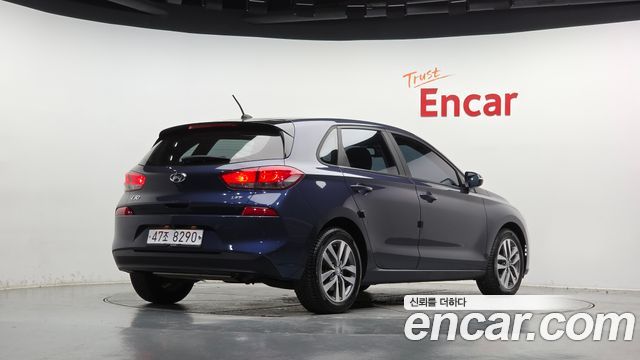 Hyundai i30 1.4 Turbo — photo 1 of 33