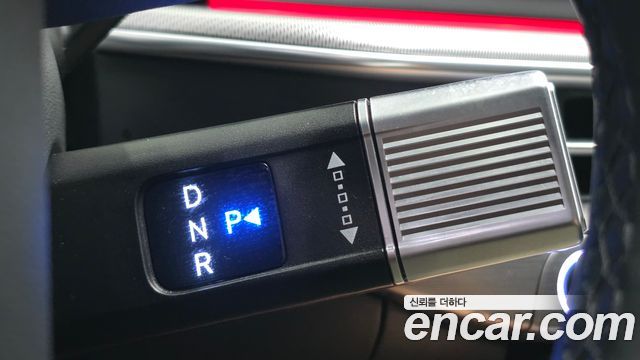 Hyundai Grandeur 2,5 Gasoline 2WD — photo 1 of 36