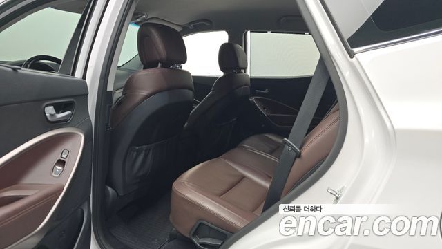 Hyundai Santafe Diesel 2.0 2WD — photo 1 of 33