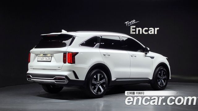 Kia Sorento Gasoline 2.5T 4WD — photo 1 of 32