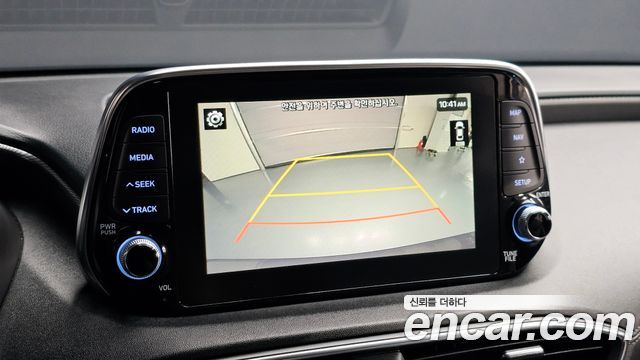 Hyundai Santafe Gasoline 2.0T 2WD — photo 1 of 32