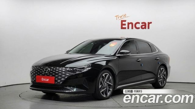 Hyundai Grandeur 2.5 — photo 1 of 32