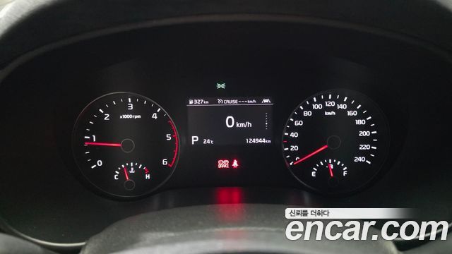 Kia Sportage Diesel 1.6 2WD — photo 1 of 32