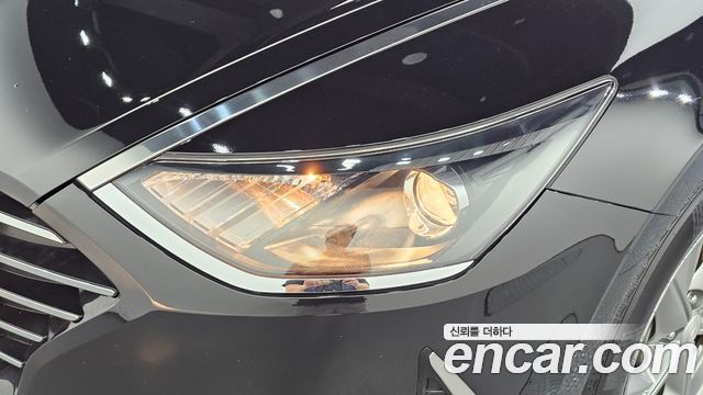 Hyundai Sonata 2.0 LPG(rental car) — photo 1 of 30