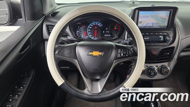 ChevroletGMDaewoo Spark LT — photo 1 of 31