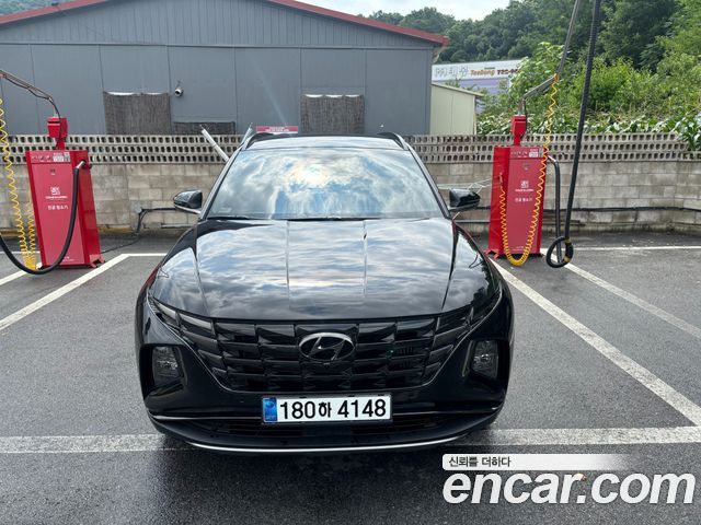 Hyundai Tucson Inspiration 2WD — photo 1 of 10