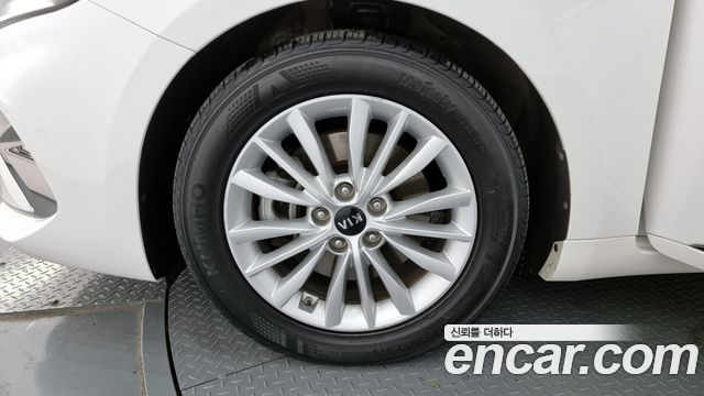 Kia K7 2.5 GDI Prestige — photo 1 of 20