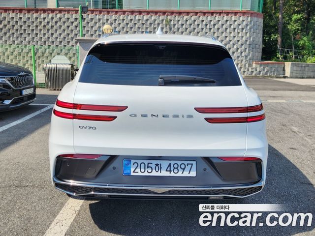 Genesis GV70 2.5T Gasoline 2WD
