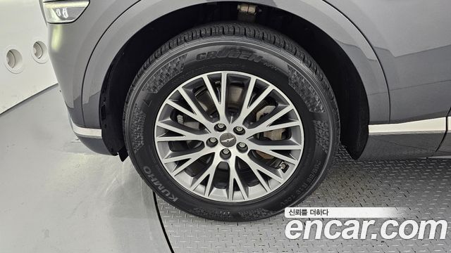 Genesis GV80 2.5T Gasoline AWD — photo 1 of 20