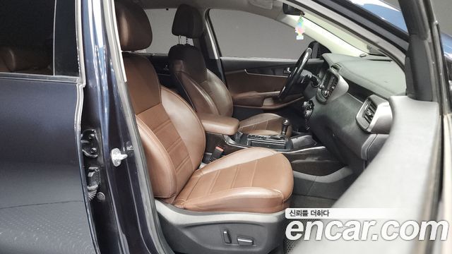 Kia Sorento Diesel 2.2 2WD — photo 1 of 20