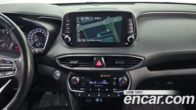 Hyundai Santafe Gasoline 2.0T 2WD — photo 1 of 20