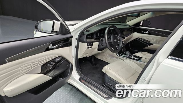 Kia K7 Signature — photo 1 of 20