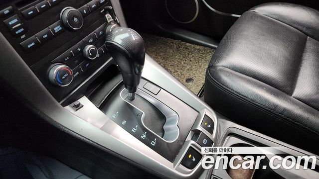 ChevroletGMDaewoo Captiva 2WD LT Premium — photo 1 of 20