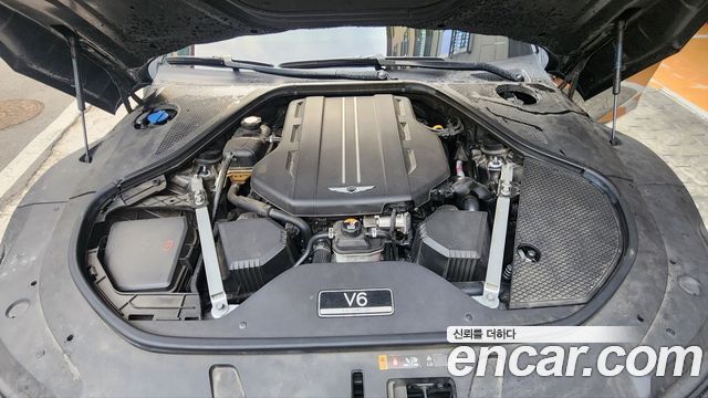 Genesis G90 Gasoline 3.5 Turbo AWD — photo 1 of 20