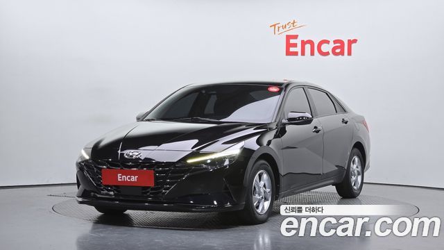 Hyundai AVANTE 1.6 — photo 1 of 20