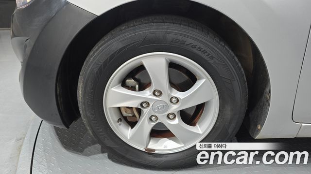 Hyundai AVANTE 1.6 GDi Style — photo 1 of 20