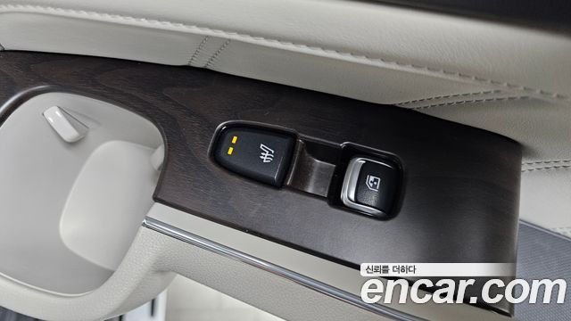 Kia Sorento HEV 1.6 2WD — photo 1 of 20