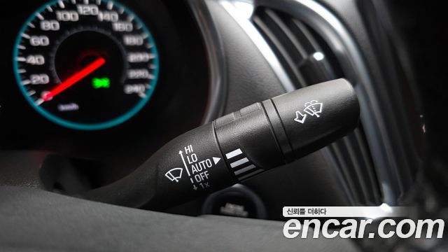 ChevroletGMDaewoo Malibu 1.6 Diesel LT — photo 1 of 20