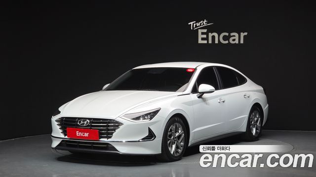 Hyundai Sonata 2.0 — photo 1 of 20